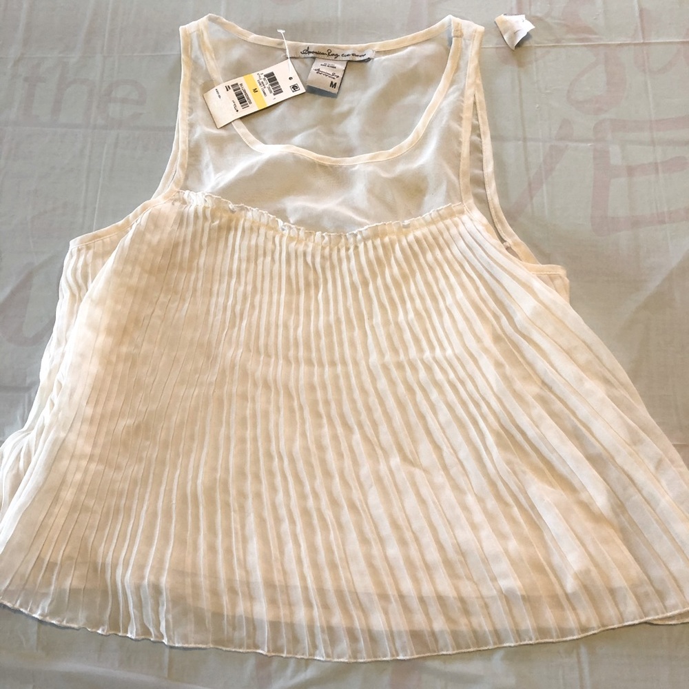 Off white top